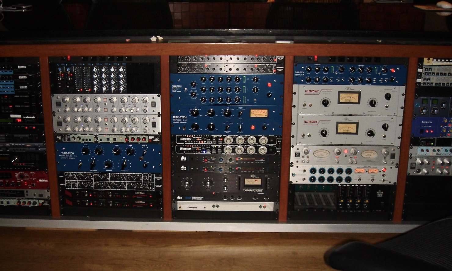 Outboard_racks