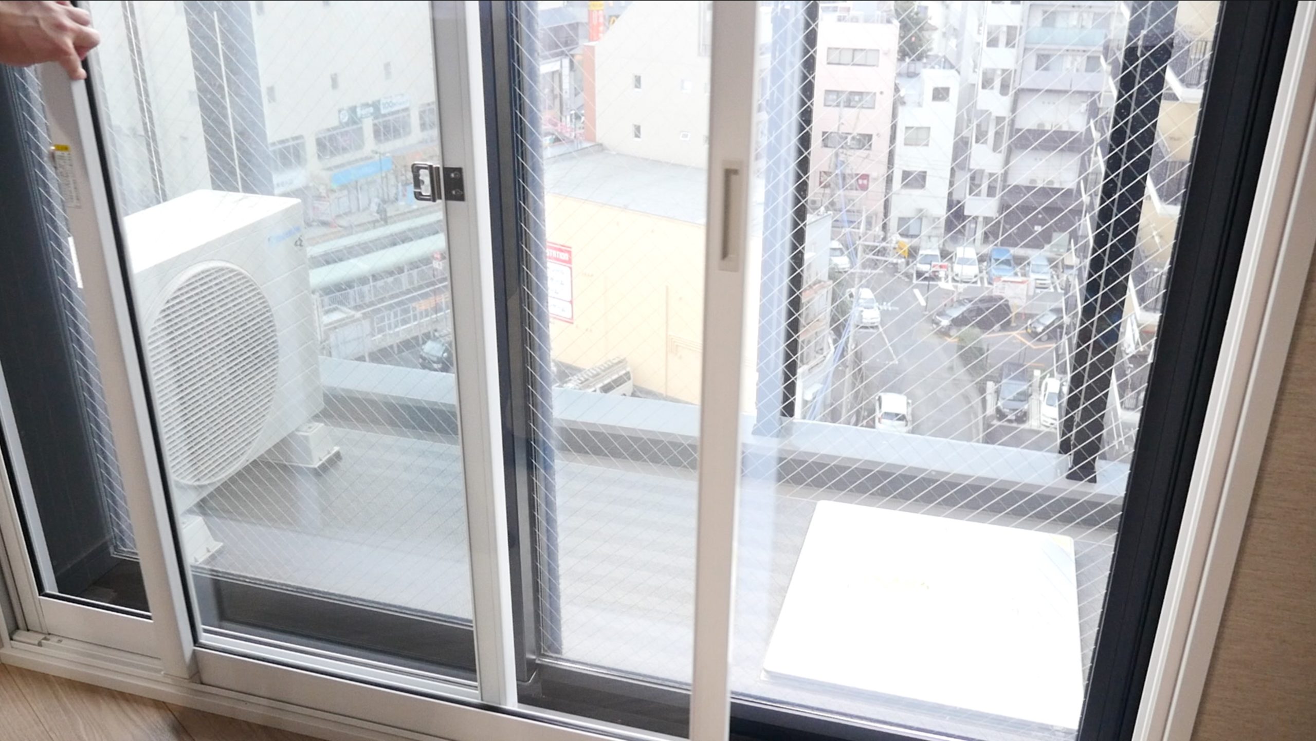 窓